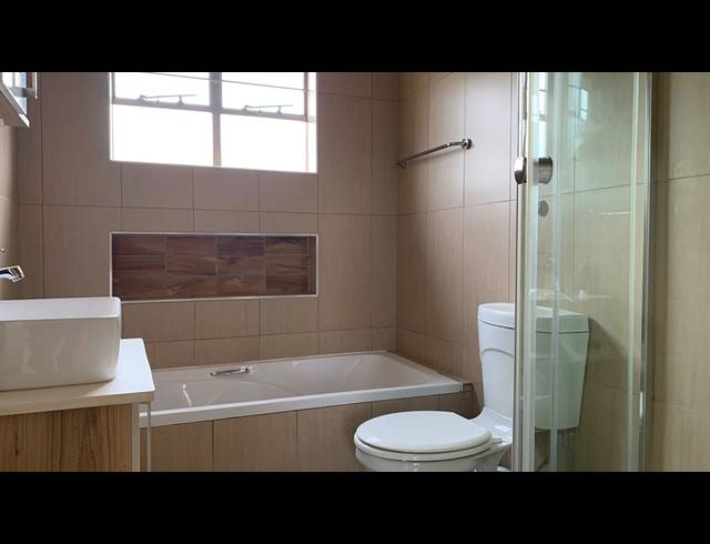 2 BEDROOM APARTMENT FOR SALE IN ANDEON